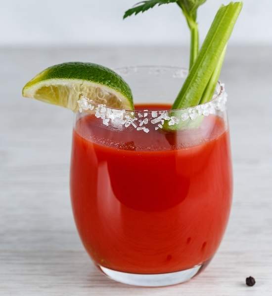 Bloody Mary cocktail opskrift